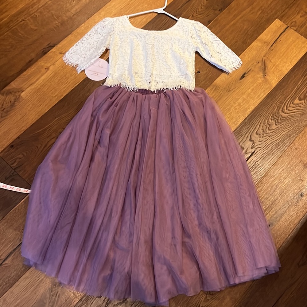SOLD Girls 10:12 Lace Top and Tulle Skirt